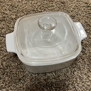 Corningware 1.5L casserole pan with glass Pyrex lid VGUC